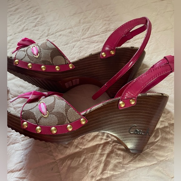Coach Betsy wooden sandal. Size 9 new in box - Picture 5 of 8